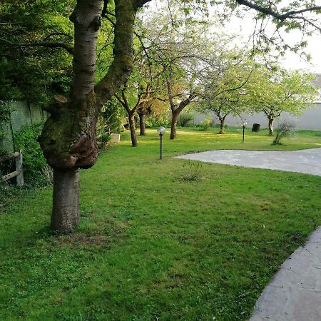 Karmel Avenue Des 2 Chateaux Ξενοδοχείο Guermantes Εξωτερικό φωτογραφία